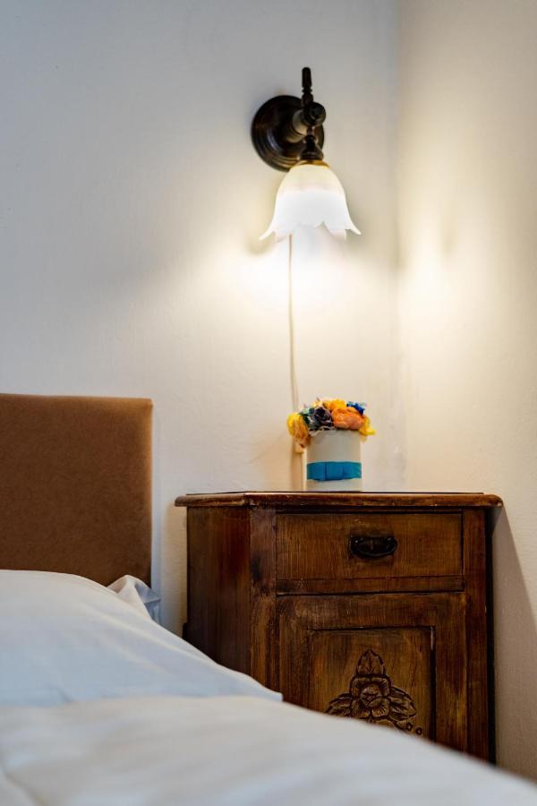 Bohem Birtok Es Csarda Hotel Zamardi Ngoại thất bức ảnh