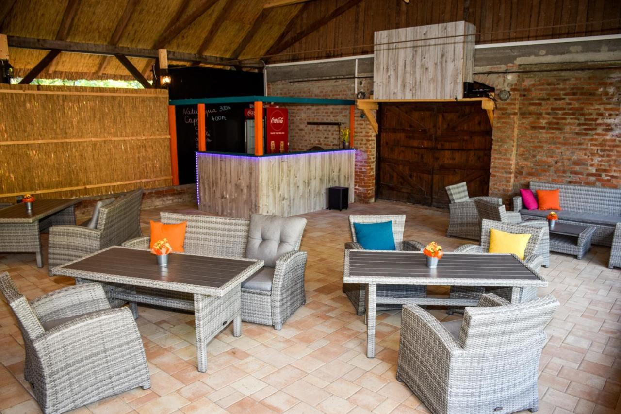 Bohem Birtok Es Csarda Hotel Zamardi Ngoại thất bức ảnh